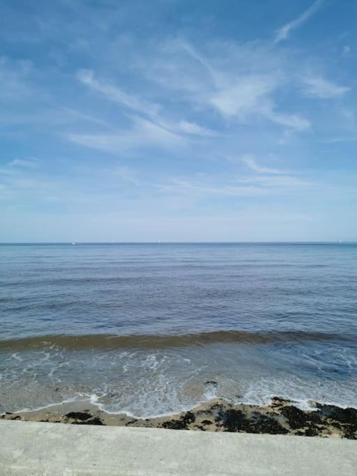Appartement Acces Direct A La Plage Bernières-sur-Mer Exteriér fotografie